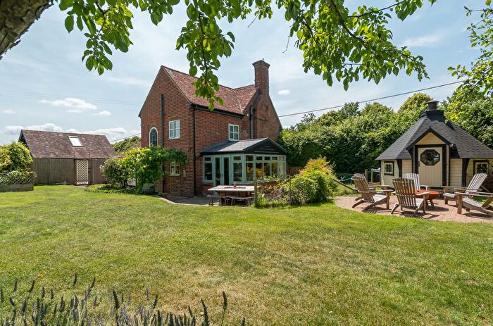 4 Bedroom Detached House For Sale In The Highway, Charlton All Saints, Salisbury, Wiltshire, SP5