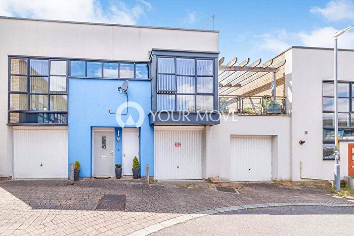 1 Bedroom Maisonette To Rent In Stonechat Mews, Greenhithe, Kent, DA9