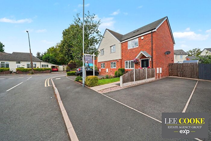 2 Bedroom Semi Detached House For Sale In Abbey Road, Green Lanes, Bilston, WV14