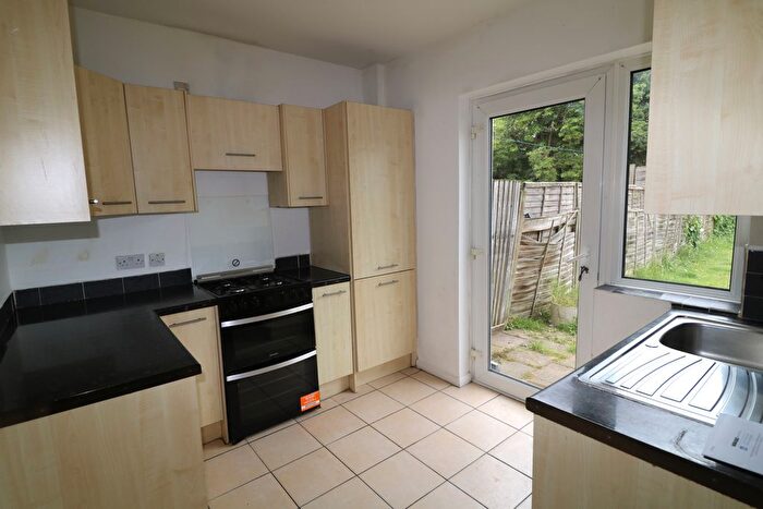 2 Bedroom Terraced House To Rent In Farmfield Road, Bromley, BR1