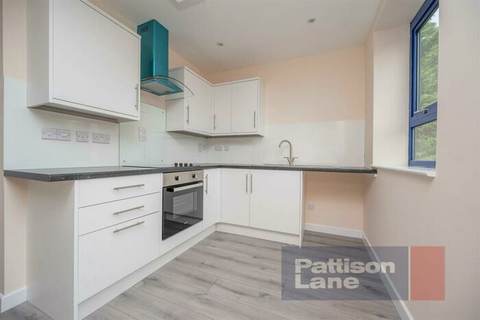 1 Bedroom Flat To Rent In Station Road, Kettering, NN15