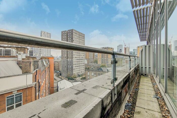 2 Bedroom Penthouse To Rent In City Road, Old Street, London, EC1V
