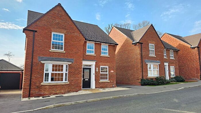 4 Bedroom Detached House For Sale In Bastion Street, Donnington, Newbury, Berkshire, RG14