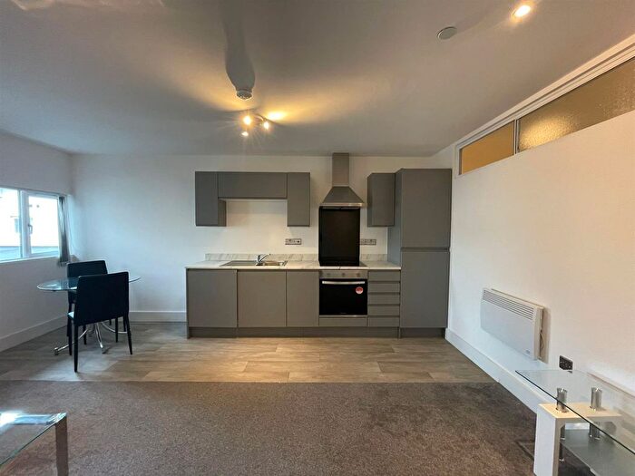 1 Bedroom Flat To Rent In Oliver Street, Birkenhead, CH41
