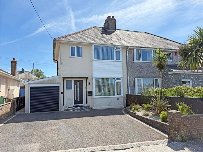 3 Bedroom Semi-Detached House For Sale In Old Woodlands Road, Crownhill, Plymouth, PL5