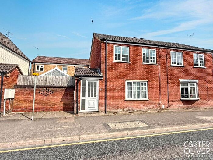 3 Bedroom Semi-Detached House For Sale In Market Street, Lutterworth, LE17