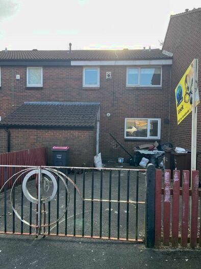 3 Bedroom Semi-Detached House To Rent In Chedworth Crescent, Little Hulton, M38