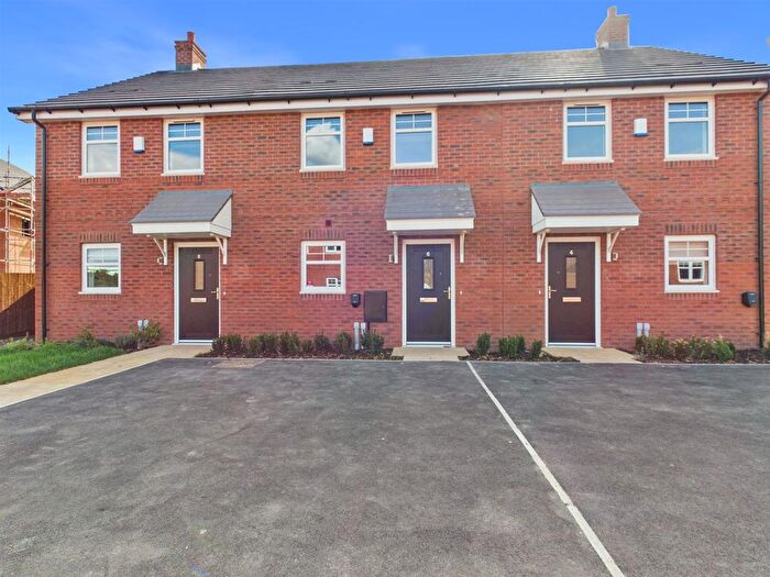 2 Bedroom Property To Rent In Breeze View, Coventry, CV7