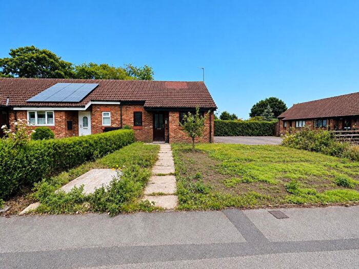 1 Bedroom Terraced Bungalow For Sale In Garth Lane, Hambleton, Selby, YO8