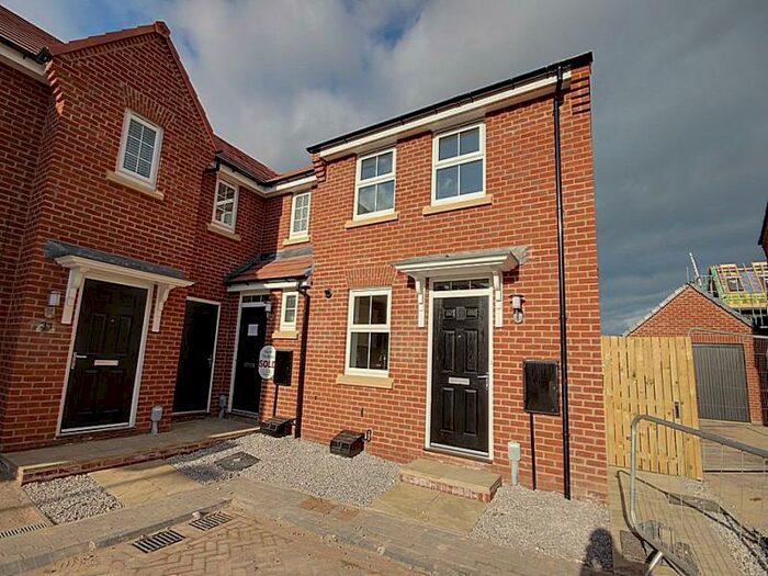 2 Bedroom End Of Terrace House To Rent In Foxglove Way, Beverley, HU17