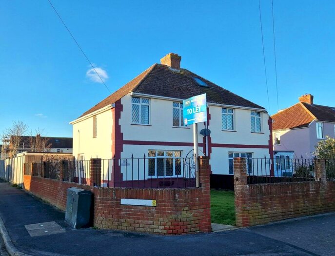 3 Bedroom Semi Detached House To Rent In Southways Stubbington, PO14