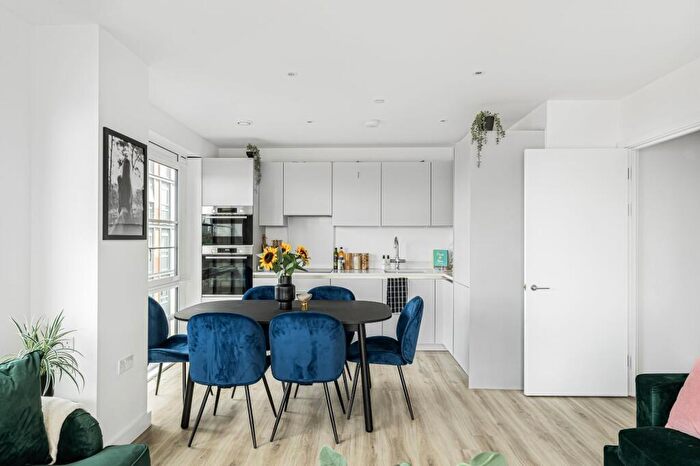 2 Bedroom Flat For Sale In Corner Place, - Herald Street, E2