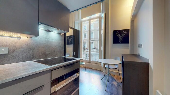 Studio To Rent In Clanricarde Gardens, London, W2