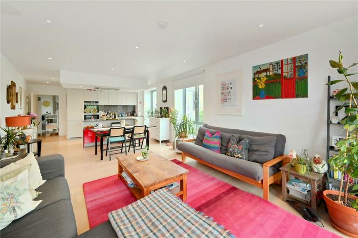 3 Bedroom Apartment To Rent In Belvedere House, St Augustines Road, Camden, London, NW1