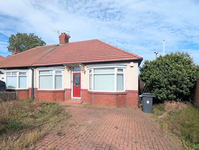 2 Bedroom Semi-detached Bungalow For Sale In Highfield Road, South Shields, NE34