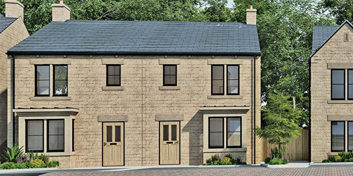 4 Bedroom Semi-Detached House For Sale In Hadfield, Glossop, SK13