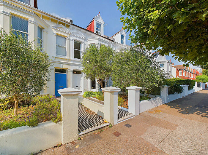 4 Bedroom Terraced House To Rent In Walsingham Road, Hove, BN3