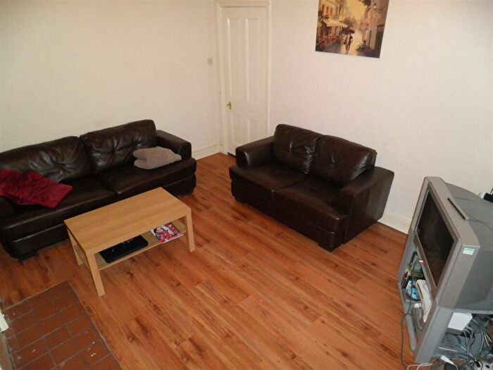 2 Bedroom Penthouse To Rent In Warton Terrace, NE6