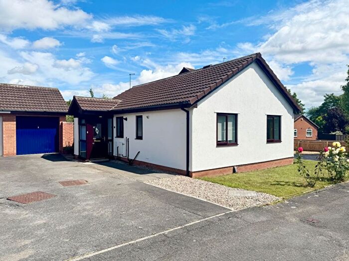 2 Bedroom Detached Bungalow For Sale In Greenway, Ingleby Barwick, TS17