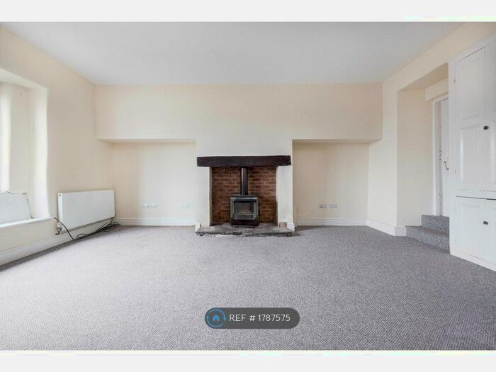 5 Bedroom Semi-Detached House To Rent In Ughill, Bradfield, Sheffield, S6