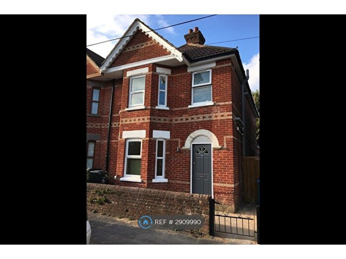3 Bedroom Semi-Detached House To Rent In Hill Crest Road, Poole, BH12