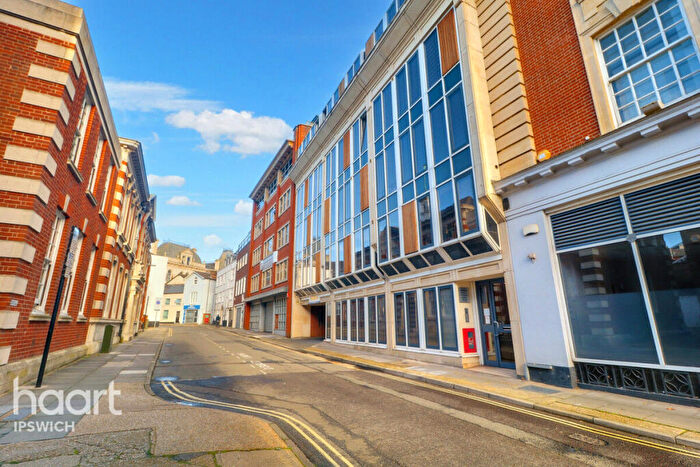 2 Bedroom Apartment For Sale In Elm Street, Ipswich, IP1