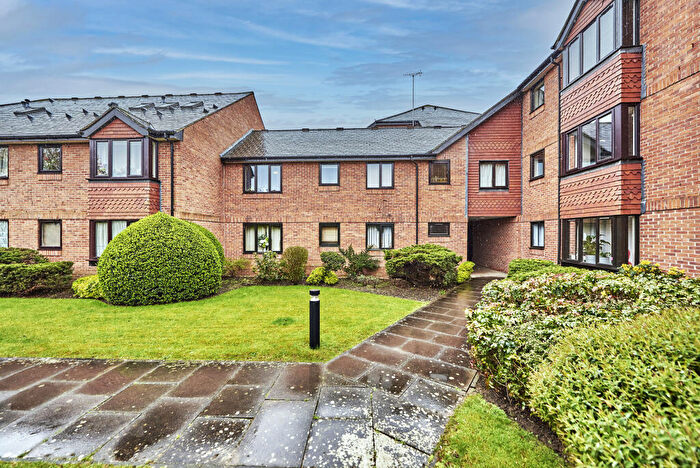 1 Bedroom Apartment To Rent In Peakes Place, Granville Road, St Albans, Herts, AL1