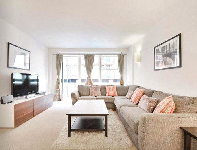 2 Bedroom Flat To Rent In Weymouth Street, London, W1W