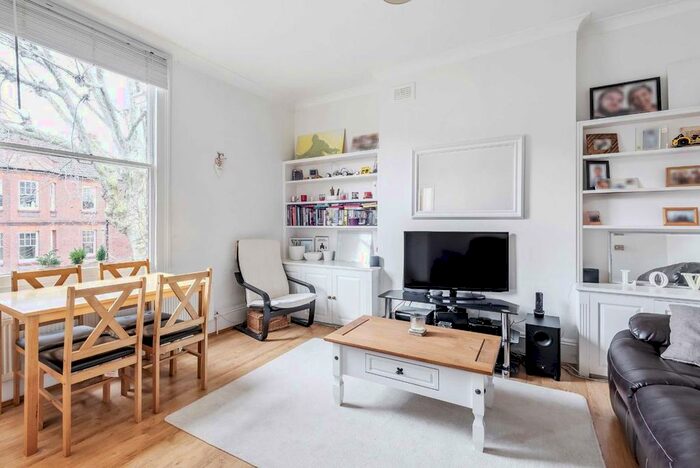 1 Bedroom Flat To Rent In St. James Terrace, Boundaries Road, London, SW12