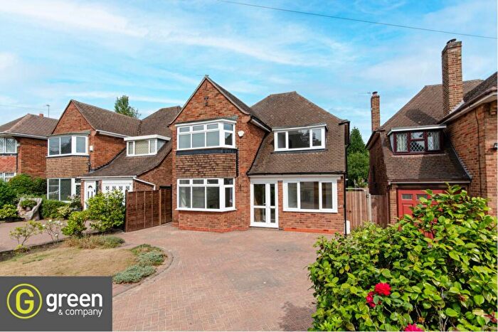 3 Bedroom Detached House For Sale In Eachelhurst Road, Sutton New Hall, Sutton Coldfield, B76
