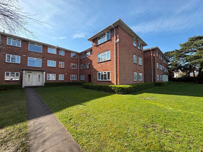 2 Bedroom Flat To Rent In Talbot Avenue, Bournemouth, BH3