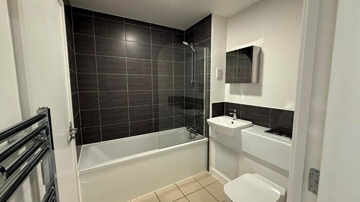2 Bedroom Apartment To Rent In Saffron Court, Nottingham, NG2