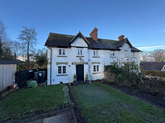 3 Bedroom Cottage For Sale In Peterstow, Ross-On-Wye, HR9