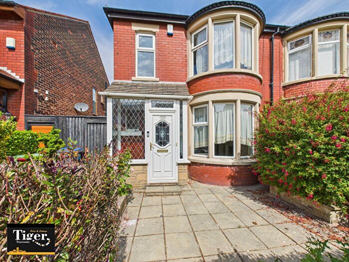 3 Bedroom Semi-Detached House For Sale In Westmorland Avenue, Blackpool, FY1