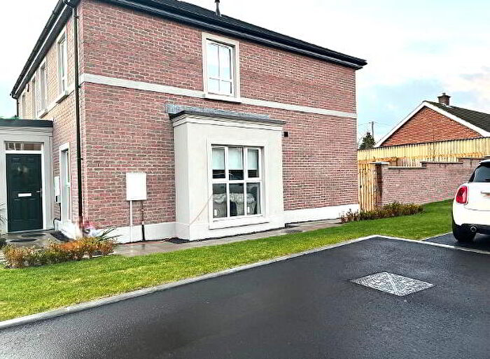 3 Bedroom Semi-Detached House For Sale In Rockview Lane, Carrickfergus, BT38