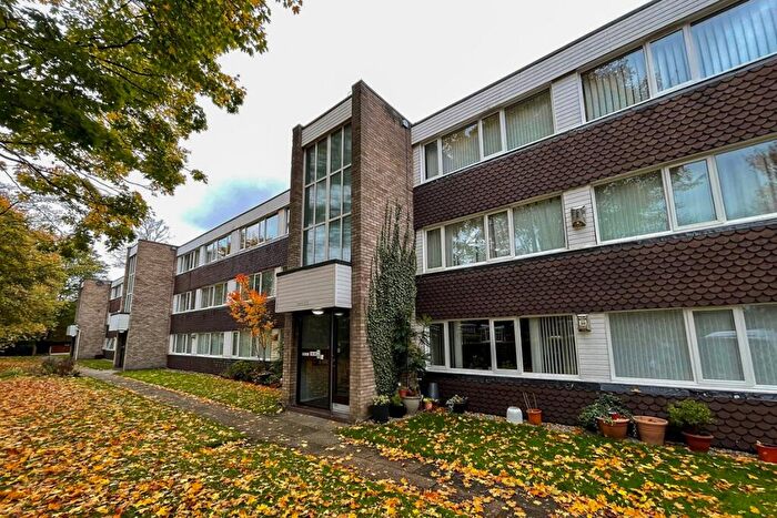 2 Bedroom Apartment To Rent In Brankgate Court, West Didsbury, Manchester, M20