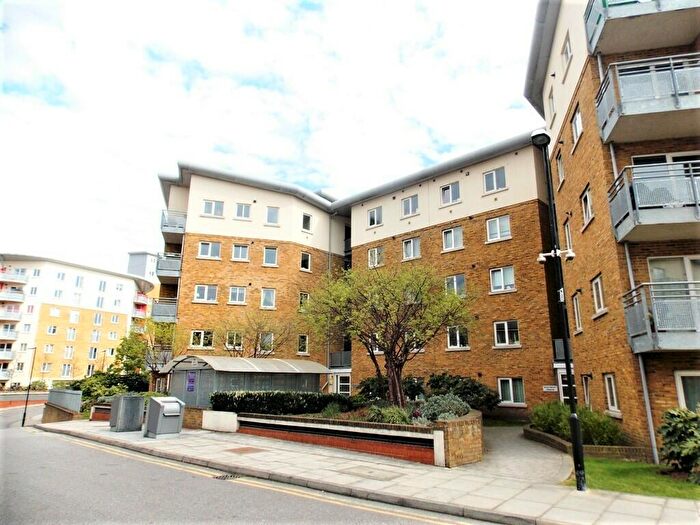 2 Bedroom Apartment To Rent In John Bell Tower East, Pancras Way, Bow, E3