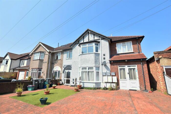 1 Bedroom Flat To Rent In Lampton Park Road, Hounslow, TW3