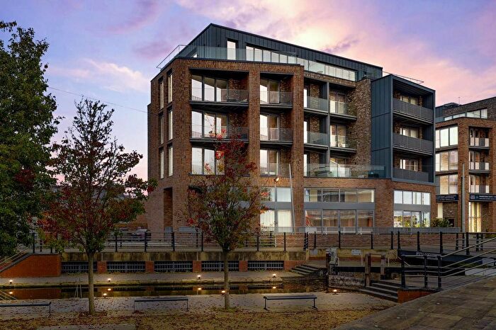 2 Bedroom Flat For Sale In Trent Bridge View, Nottingham, NG2