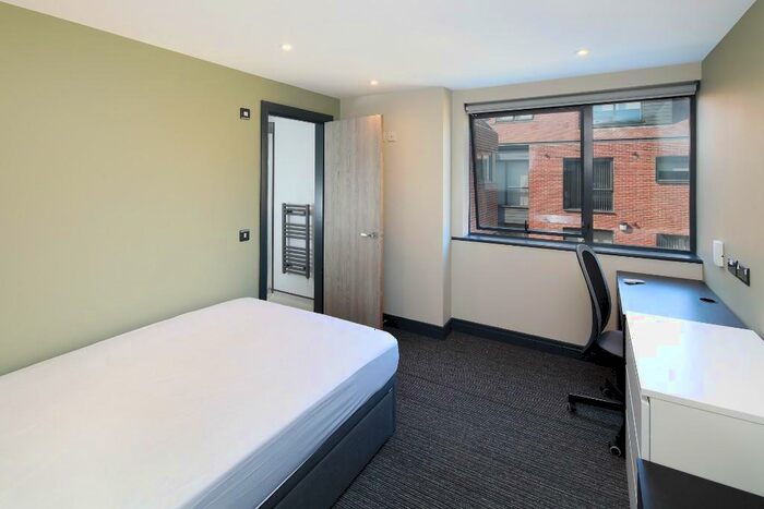 1 Bedroom Private Hall To Rent In Flat, Sar Court, Woodland Way, Canterbury, Kent, CT2