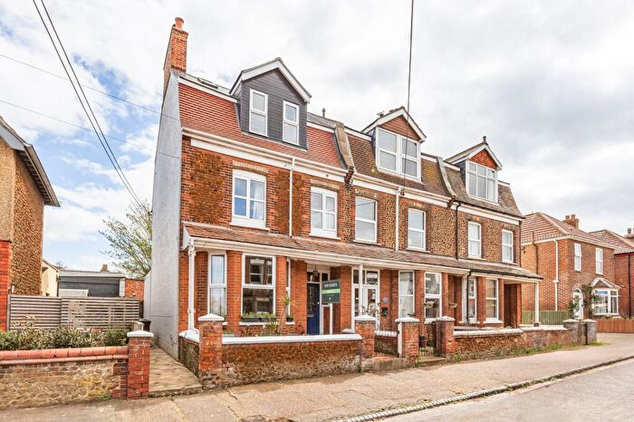 4 Bedroom End Of Terrace House For Sale In Victorian End-of-Terrace Property In Hunstanton With Sea Views, PE36