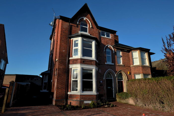 2 Bedroom Apartment To Rent In Musters Road, West Bridgford, Nottingham, Nottinghamshire, NG2