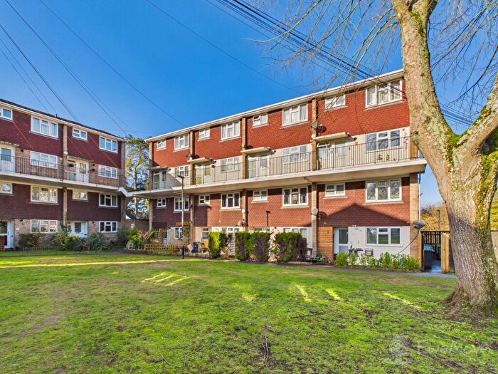 3 Bedroom Maisonette To Rent In Kildare Close, Bordon, Hampshire, GU35