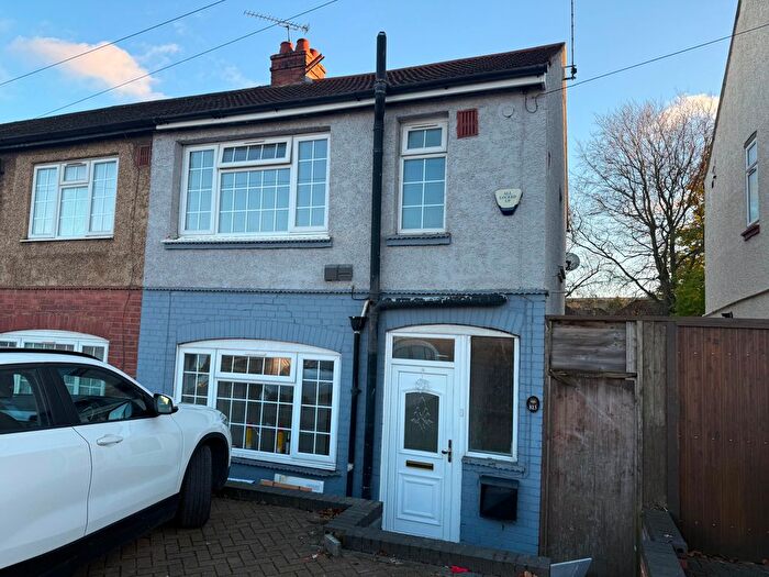 3 Bedroom Terraced House To Rent In Dunstable Road, Luton, LU4