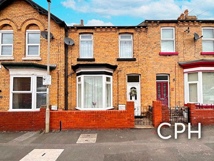 2 Bedroom Terraced House For Sale In Caledonia Street, Scarborough, YO12