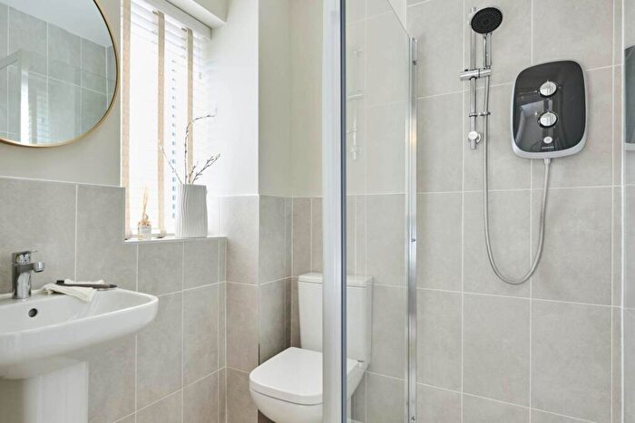 3 Bedroom Semi-Detached House For Sale In New Road Uttoxeter, ST14