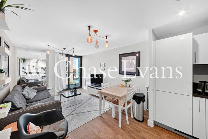 2 Bedroom Flat For Sale In Sienna Alto, Renaissance, Cornmill Lane, Lewisham, London, SE13