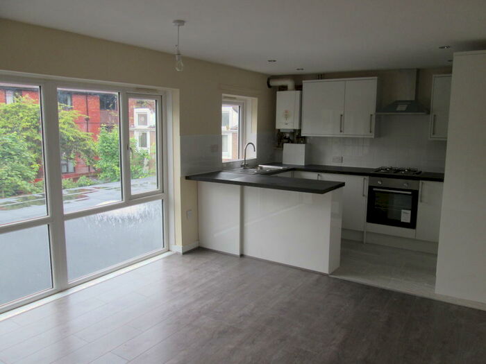 2 Bedroom Flat To Rent In Clevedon Road, Balsall Heath, B12