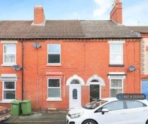 2 Bedroom Terraced House To Rent In East Street, Kidderminster, DY10