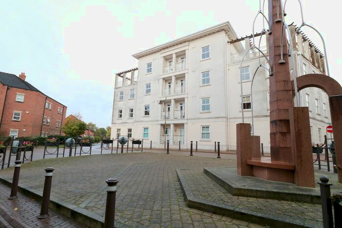 2 Bedroom Flat To Rent In Main Street, Shirley, Solihull, B90